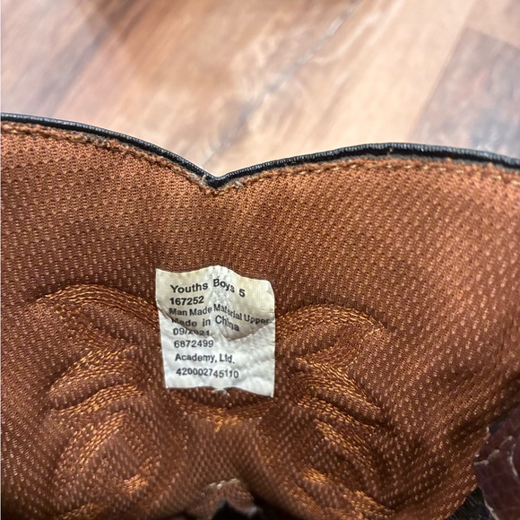 Magellan Outdoors Western Cowboy Brown Black Boots Youth Work Horse Size 5 Boy - Picture 10 of 10